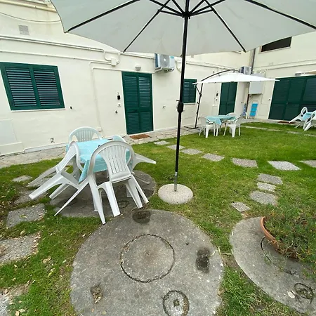 Apartment Le Tre Isolette A 200m Dal Mare Marina Di Pisa
